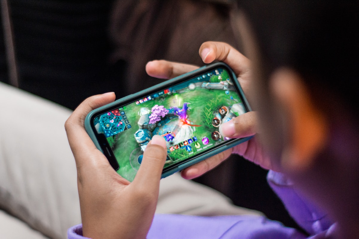 Think Fanny best mobile puzzle games played on a phone